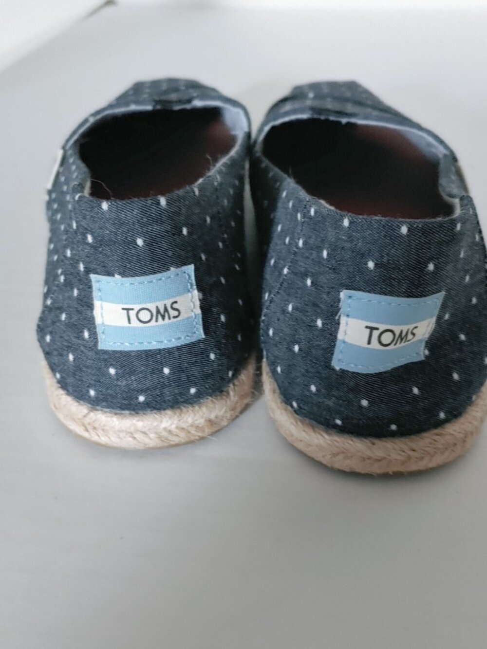 TOMS Classic Navy Blue Dot Chambray Espadrille Flat Size 8.5W - Picture 4 of 6